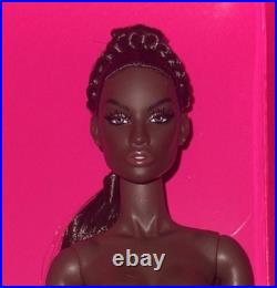 IT/Fashion Royalty Glorious Vanity Isabella Alves NUDE DOLL (Read Description)