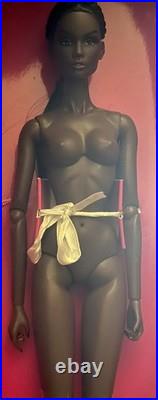 IT/Fashion Royalty Glorious Vanity Isabella Alves NUDE DOLL (Read Description)