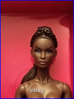 IT/Fashion Royalty Glorious Vanity Isabella Alves NUDE DOLL (Read Description)
