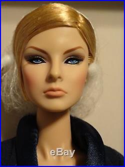 Integrity FR Perfectly Suited Giselle Diefendorf doll