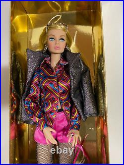 Integrity Fashion Royalty Poppy Parker Glamorous Doll & lab Pink Vamp Outfit