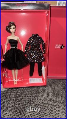 Integrity Fashion Royalty W Club When In Paris Poppy Parker Gift Set Doll NRFB