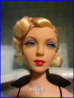 Integrity Gene Blue Parasol The Return to Hollywood Collection Doll