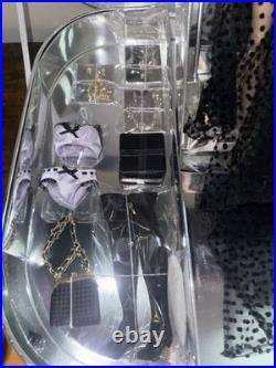 Integrity Kyori Sato Redefined Luxury Fashion Royalty Doll Complete Gift Set Integrity Kyori Sato Redefined Luxury Fashion Royalty Doll Complete Gift Set