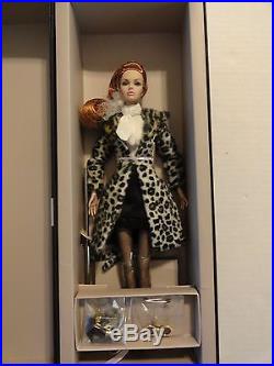 Integrity Poppy Traveling Incognito 2015 Cinematic Sales Room Doll No COA