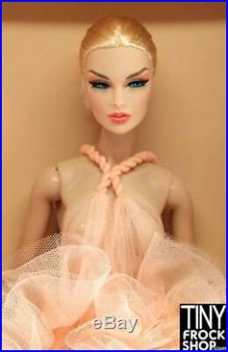 Integrity Toys 2019 Con Ethereal Beauty Vanessa Perrin Centerpiece Dressed Doll