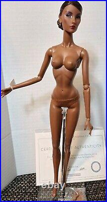 Integrity Toys Bijou Elyse Jolie Nude doll stand 2021 W Club Fashion Royalty
