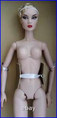 Integrity Toys East 59th Love Knot of Gold Victoire Roux Doll Nude + Stand
