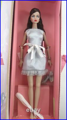 Integrity Toys Fashion Royalty Poppy Parker Especially for You Dressed Doll Integrity Toys Fashion Royalty Poppy Parker Especially for You Dressed Doll