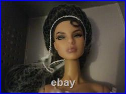 Integrity Toys Fashion Royalty Up With A Twist Agnes Von Weiss NUDE DOLL ONLY