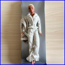 Integrity Toys Fashion royalty Short Hair doll