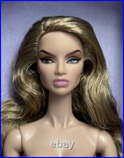 Integrity Toys Legendary Style Lab Natalia Fatale Fashion Royalty