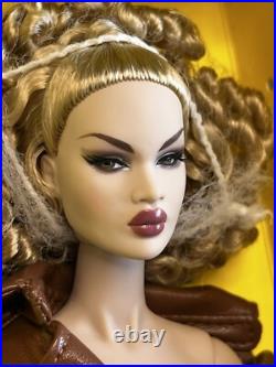 Integrity Toys NuFace London Show Nadja Rhymes NRFB Fashion Royalty-READ Integrity Toys NuFace London Show Nadja Rhymes NRFB Fashion Royalty-READ