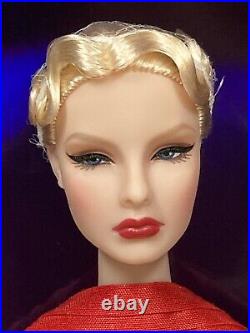 Integrity Toys Obsession Convention Fashion Royalty Vendetta Agnes Von Weiss