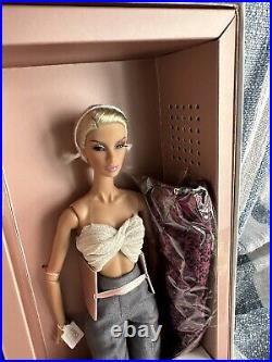 Integrity Toys Resurgence Natalia Fatale Fashion Royalty NRFB