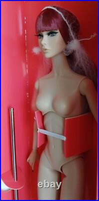 Integrity Toys Travel Togs Poppy Parker Doll Nude + Alt Legs, Stand