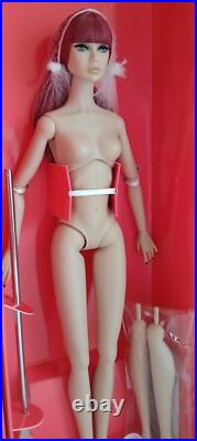 Integrity Toys Travel Togs Poppy Parker Doll Nude + Alt Legs, Stand