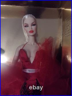 Integrity Toys X Sinuhe Guzman Surrealist Gala Veronique And Vanessa Perrin Doll
