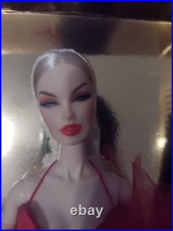 Integrity Toys X Sinuhe Guzman Surrealist Gala Veronique And Vanessa Perrin Doll