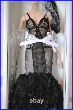 Intimate Reveal Agnes Von Weiss Dressed Doll The 2014 Gloss Integrity Toys Con
