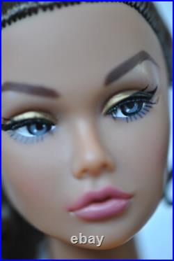 Irresistible In India Poppy Parker Dressed Doll Integrity Toys RARE (Pre-Owned) Irresistible In India Poppy Parker Dressed Doll Integrity Toys RARE (Pre-Owned)