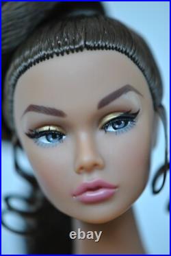 Irresistible In India Poppy Parker Dressed Doll Integrity Toys RARE (Pre-Owned) Irresistible In India Poppy Parker Dressed Doll Integrity Toys RARE (Pre-Owned)