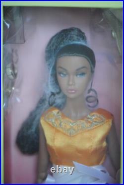 Irresistible In India Poppy Parker Dressed Doll Integrity Toys RARE (Pre-Owned) Irresistible In India Poppy Parker Dressed Doll Integrity Toys RARE (Pre-Owned)