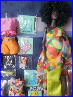 It Fashion Royalty Poppy Parker Perfectly Palm Springs 2 Doll Set Complete