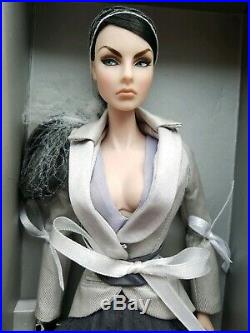 Jason Wu Event VI ICONIC Fashion Royalty Silver Zinger Agnes dressed Doll NRFB