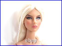 Malibu Sky Baroness Agnes Von Weiss Nude With Stand & Coa Fashion Royalty