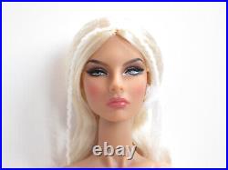 Malibu Sky Baroness Agnes Von Weiss Nude With Stand & Coa Fashion Royalty