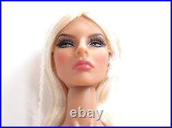 Malibu Sky Baroness Agnes Von Weiss Nude With Stand & Coa Fashion Royalty