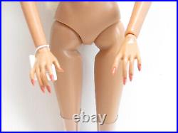 Malibu Sky Baroness Agnes Von Weiss Nude With Stand & Coa Fashion Royalty