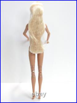 Malibu Sky Baroness Agnes Von Weiss Nude With Stand & Coa Fashion Royalty
