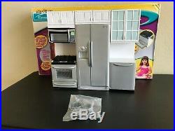 My first kenmore kitchen for barbie/fashion royalty RARE