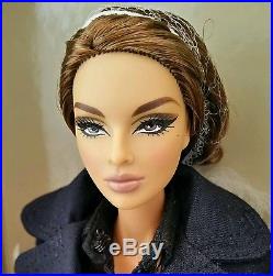 NEW Fashion Royalty Scene Stealer Isha Doll 2011 The New Close Ups Collection
