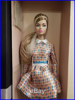 NRFB 2015 Integrity Toys Cinematic Convention'Paper Doll' Poppy Parker Doll