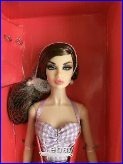 NRFB BEACH BABE Poppy Parker 12 doll Integrity Toys Fashion Royalty Ripped Box