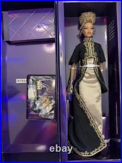 NRFB Integrity Toys Fashion Royalty Sovereign Adele Makeda Doll NRFB Integrity Toys Fashion Royalty Sovereign Adele Makeda Doll