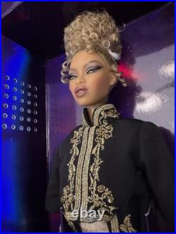 NRFB Integrity Toys Fashion Royalty Sovereign Adele Makeda Doll NRFB Integrity Toys Fashion Royalty Sovereign Adele Makeda Doll