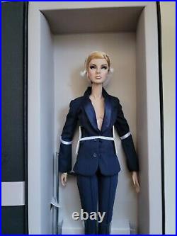 NRFB PERFECTLY SUITED GISELLE doll NU FACE Integrity Fashion Royalty FR2 FR