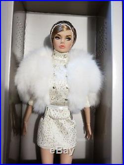 NRFB Poppy Parker Gold Snap Luxe Life Fashion Royalty doll