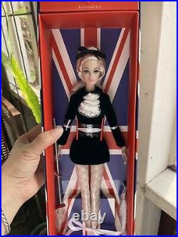 NRFB Welcome to Misty Hollows Poppy Parker Fashion Royalty Integrity Toys Doll