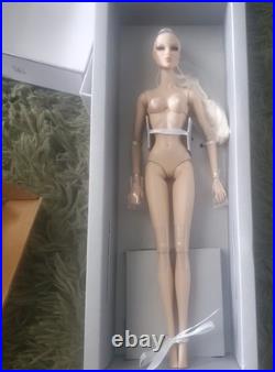 NUDE Doll Integrity Toys Martini Social Eugenia Perrin-Frost Inc. Stand & COA