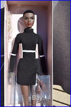Nadja Out-of-Sight Cinematic Fashion Royalty Convention Doll 2015 NRFB