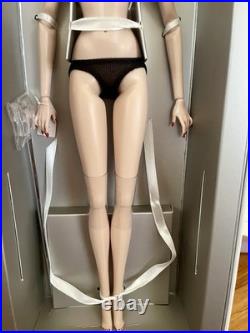 Nude Doll New- Such A Gem Dania Zarr #91516 Fashion Royalty Integrity Toys Extra
