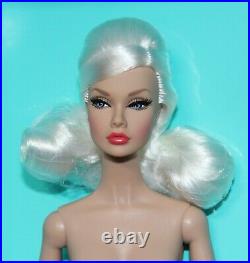 Nude IT 12 Off-Beat Poppy Parker City Sweetheart Doll Box Stand Hands COA