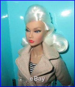 Off Beat Poppy Parker gorgeous platinum dressed doll NRFB withshipper-deal 4 U