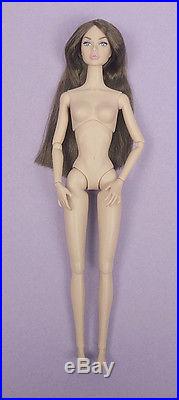 POPPY PARKER IN THE AIR Integrity Toys 2011 Jet Set Convention Nude 12 Doll