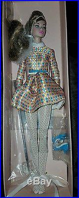 Paper Doll Poppy Parker Doll 2015 Integrity Fashion Royalty Cinematic Convention